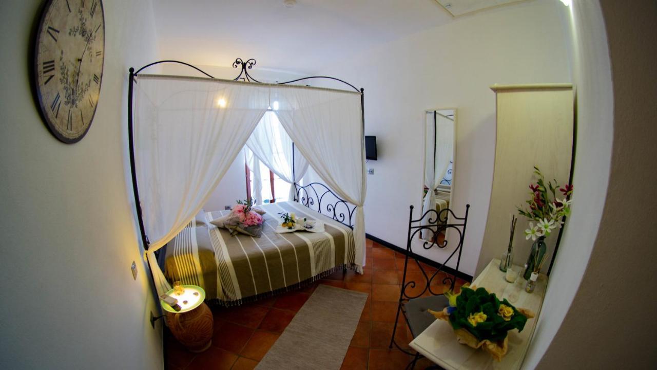 Rooms And Breakfast Da Carla Sestri Levante Exterior photo