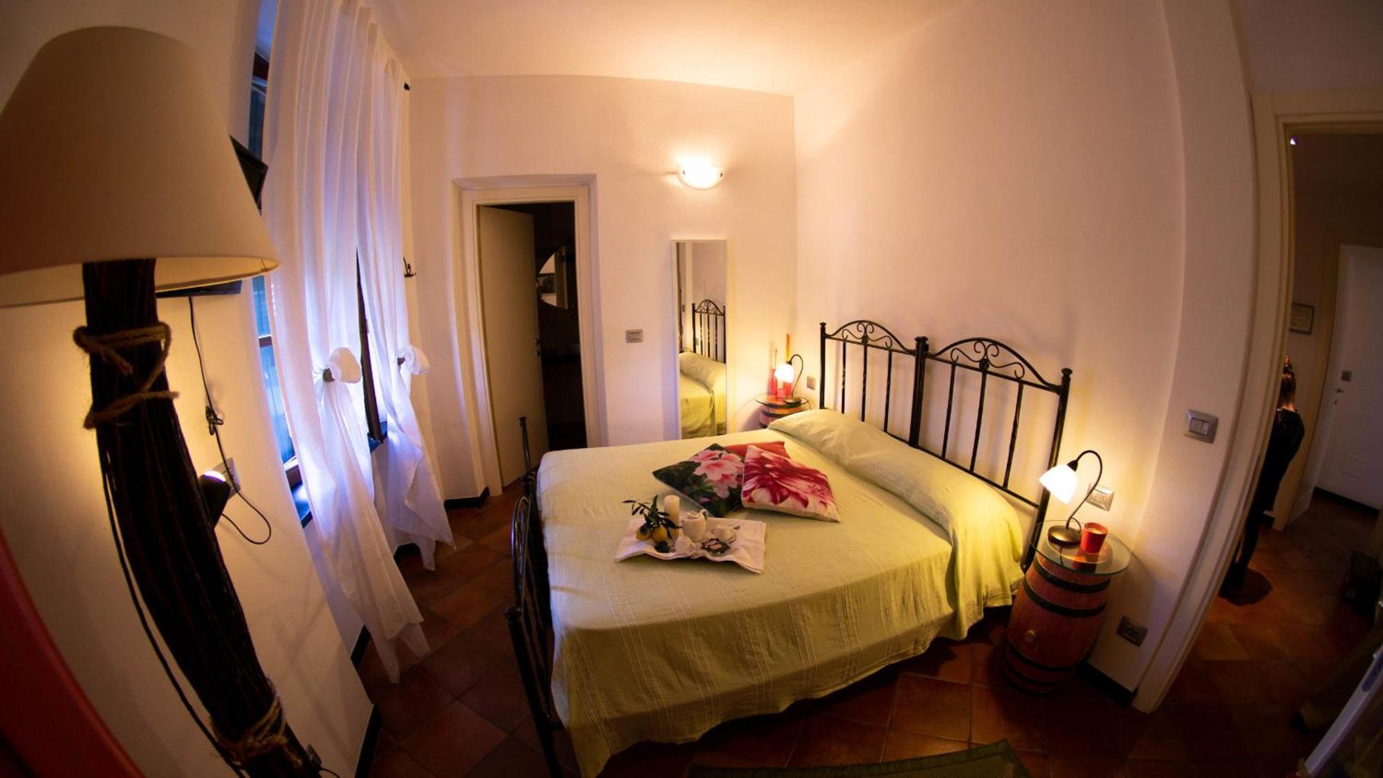 Rooms And Breakfast Da Carla Sestri Levante Exterior photo