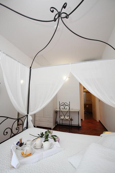 Rooms And Breakfast Da Carla Sestri Levante Exterior photo